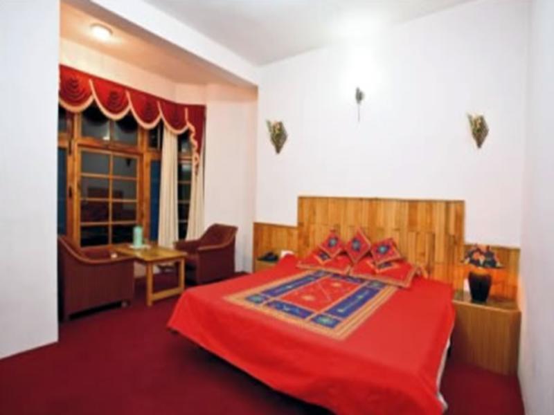 Hotel Satkar Residency - Riverside Old Manali Buitenkant foto
