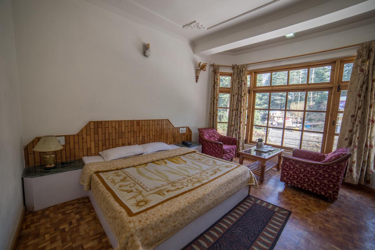 Hotel Satkar Residency - Riverside Old Manali Buitenkant foto