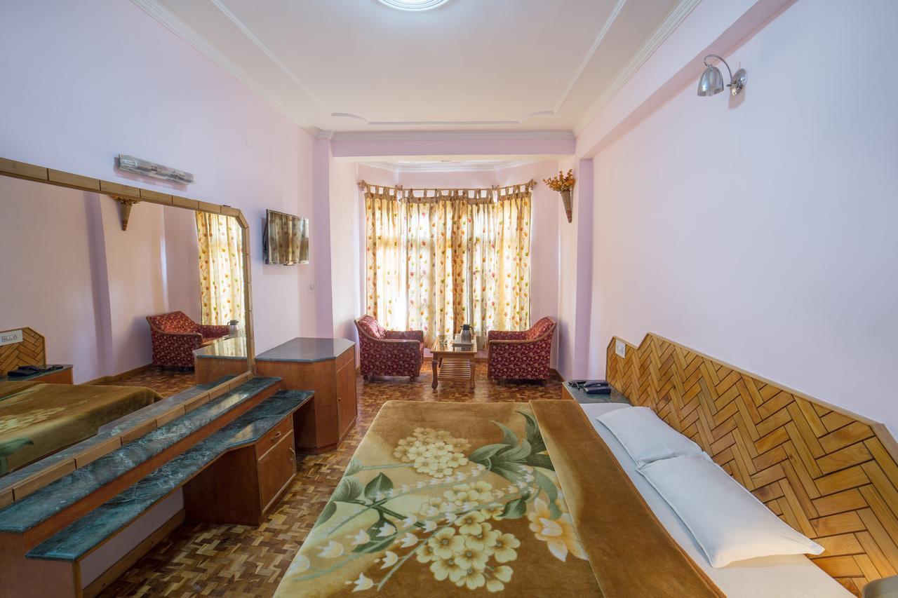Hotel Satkar Residency - Riverside Old Manali Buitenkant foto