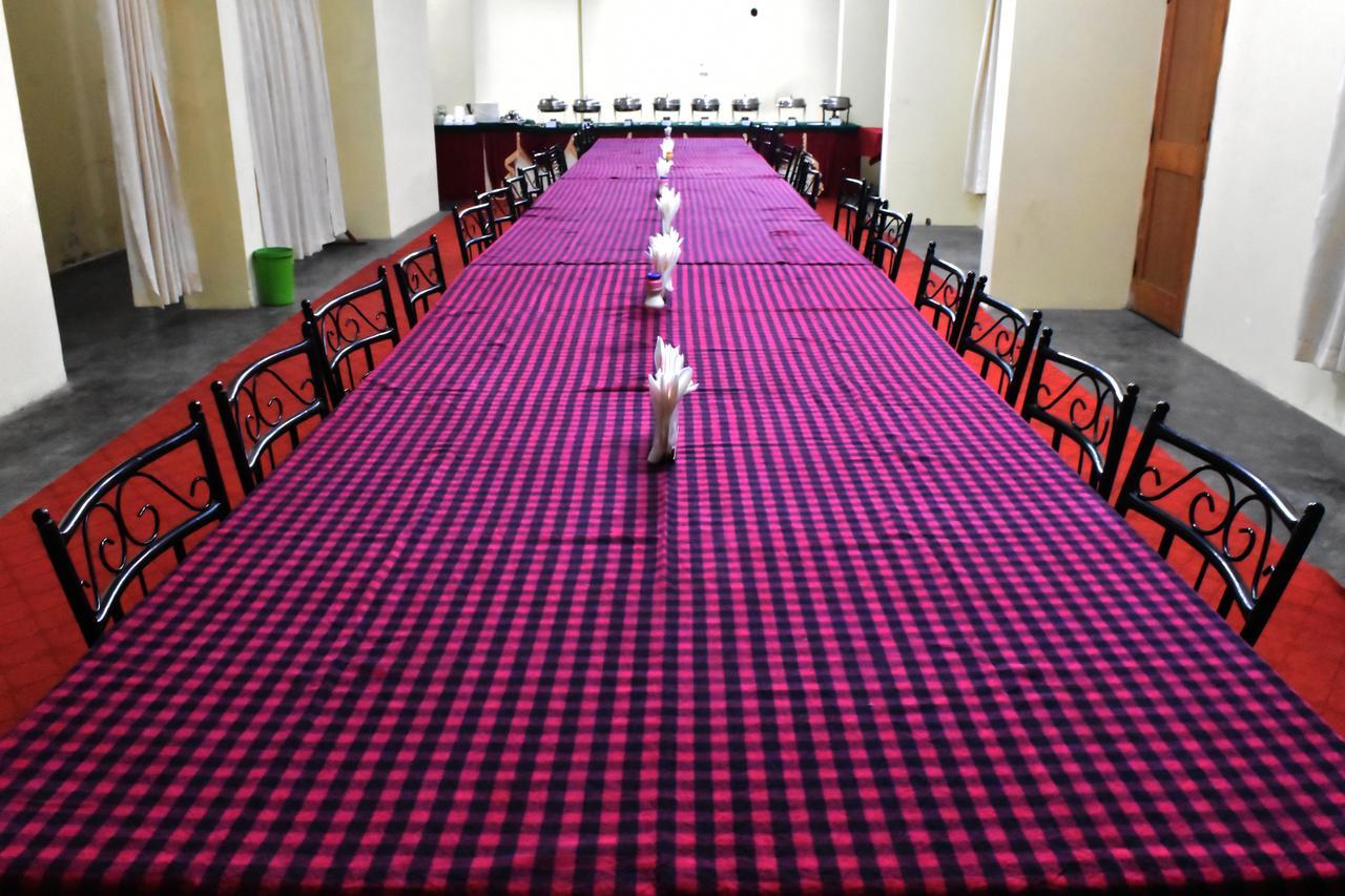 Hotel Satkar Residency - Riverside Old Manali Buitenkant foto